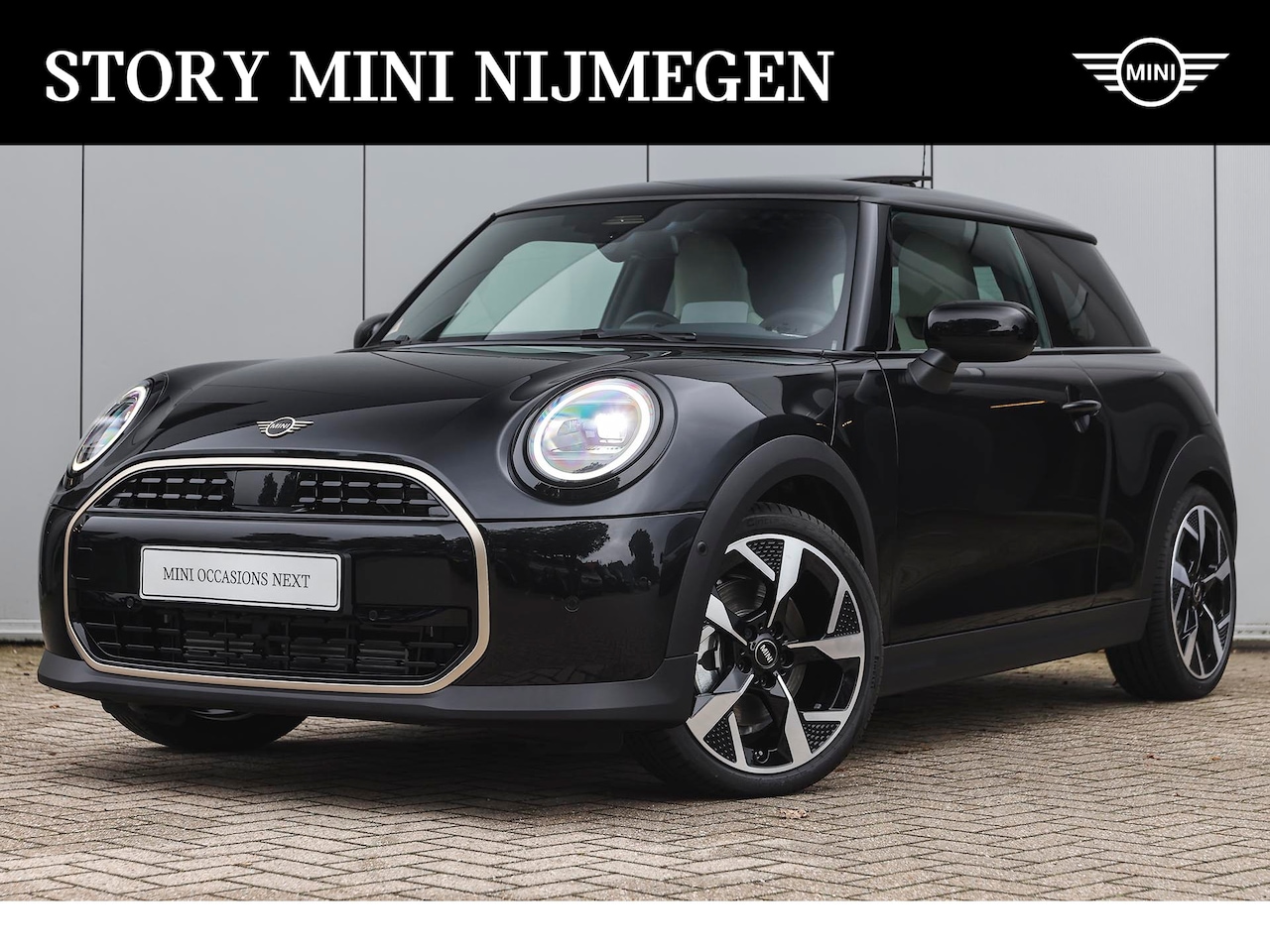 MINI Cooper - Hatchback C Automaat / Favoured Trim / Pakket M / 18 inch Slide Spoke 2-tone - AutoWereld.nl