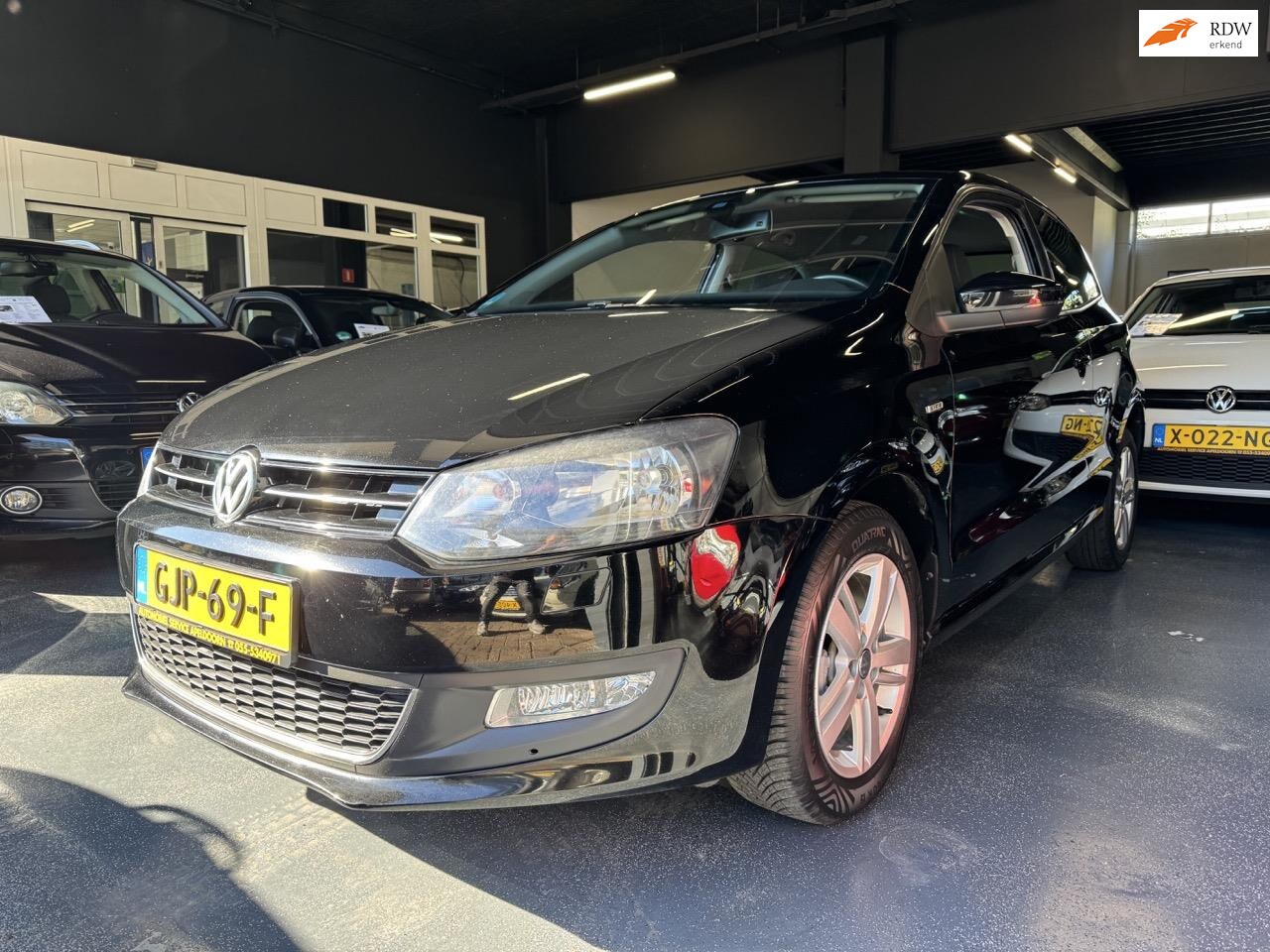 Volkswagen Polo - 1.2 Easyline *CRUISE*STOELVERW.*PDC*CLIMA*LM. VELGEN* - AutoWereld.nl