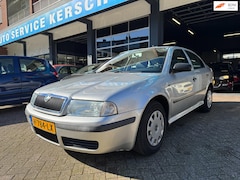 Skoda Octavia - 1.4 Ambiente 5DRS *UNIEK* WEINIG KM'