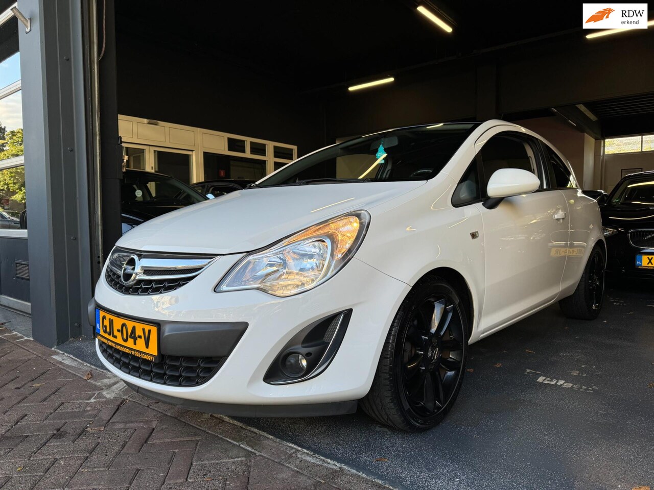 Opel Corsa - 1.2-16V COLOR EDITION ***ST.BEDIENING | 130dKM | LMV*** - AutoWereld.nl