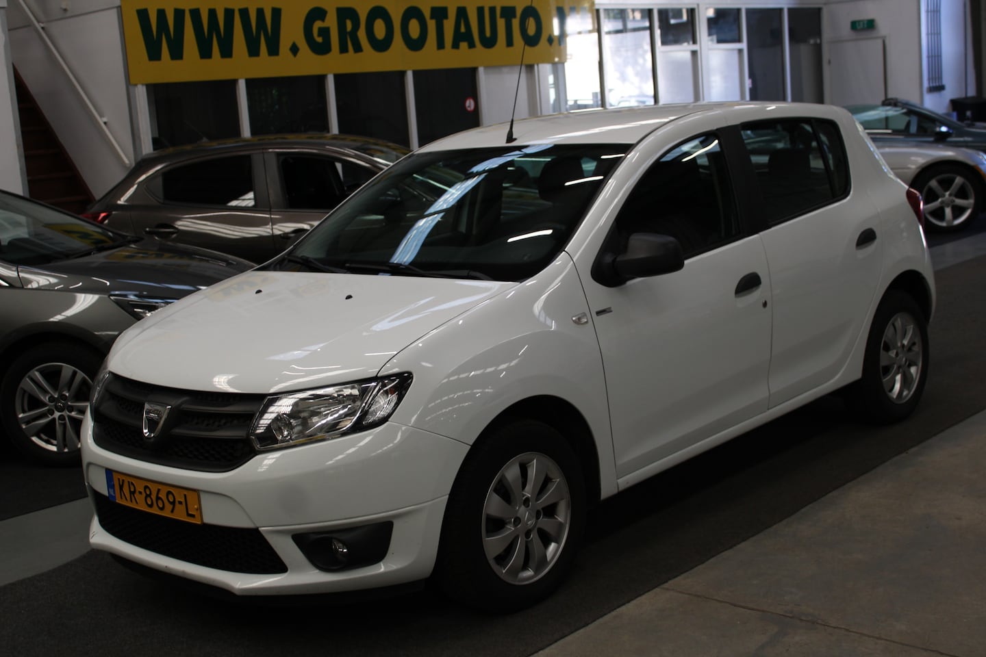 Dacia Sandero - 0.9 TCe S&S Robust Airco, Cruise control, Trekhaak - AutoWereld.nl