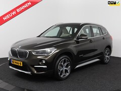 BMW X1 - SDrive 2.0i 192Pk Aut-8 | Clima | Leder | Cruise | Head-up display | Stoelverw. | Xenon |