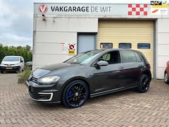 Volkswagen Golf - 1.4 TSI GTE