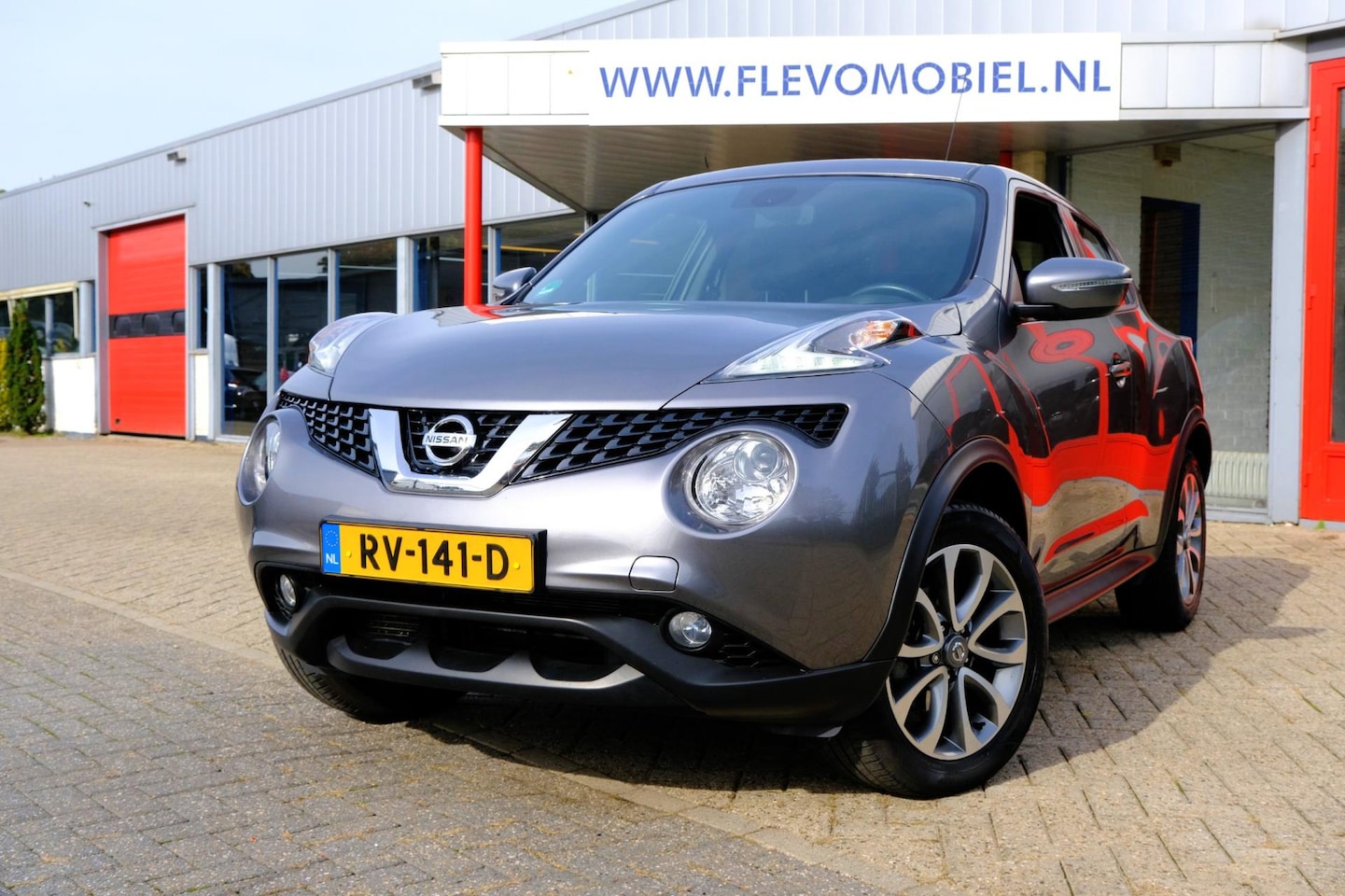 Nissan Juke - 1.6 N-Connecta Aut. *55.294km!* Navi|Clima|Cam|LMV - AutoWereld.nl