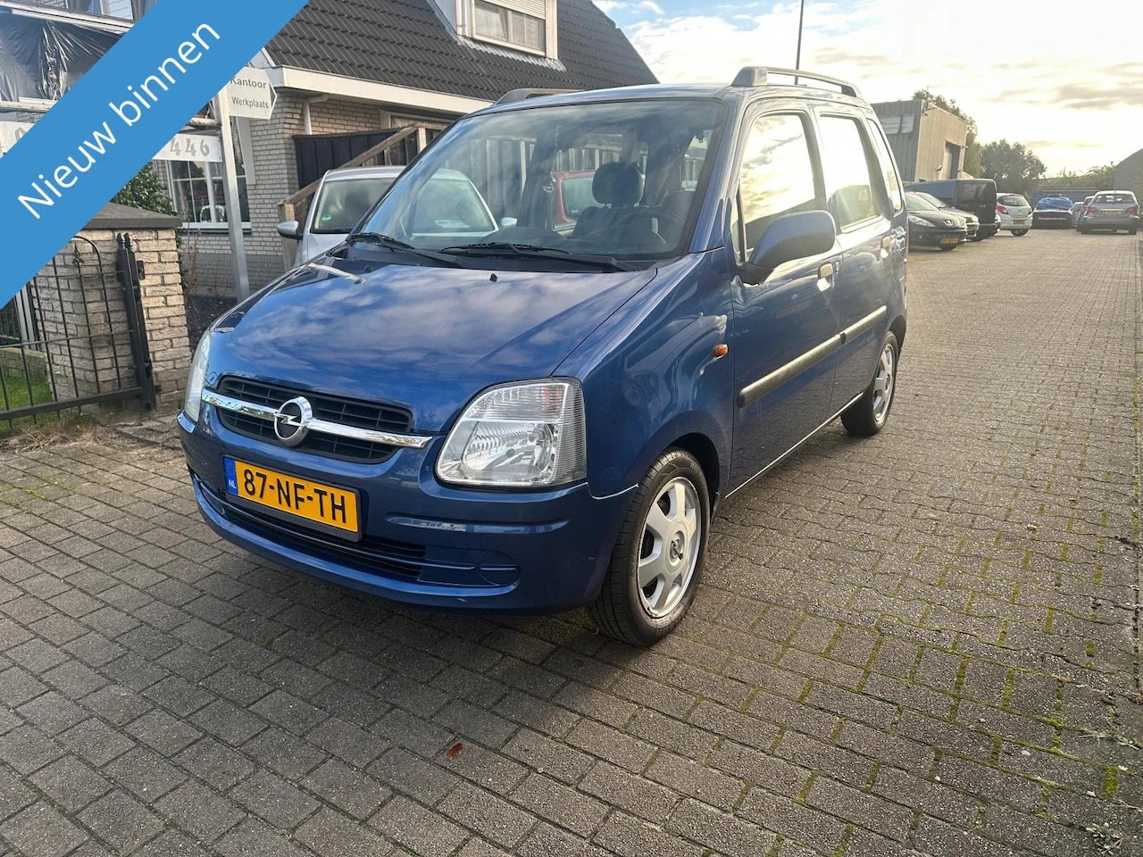 Opel Agila - 1.2-16V Color Edition 1.2-16V Color Edition - AutoWereld.nl