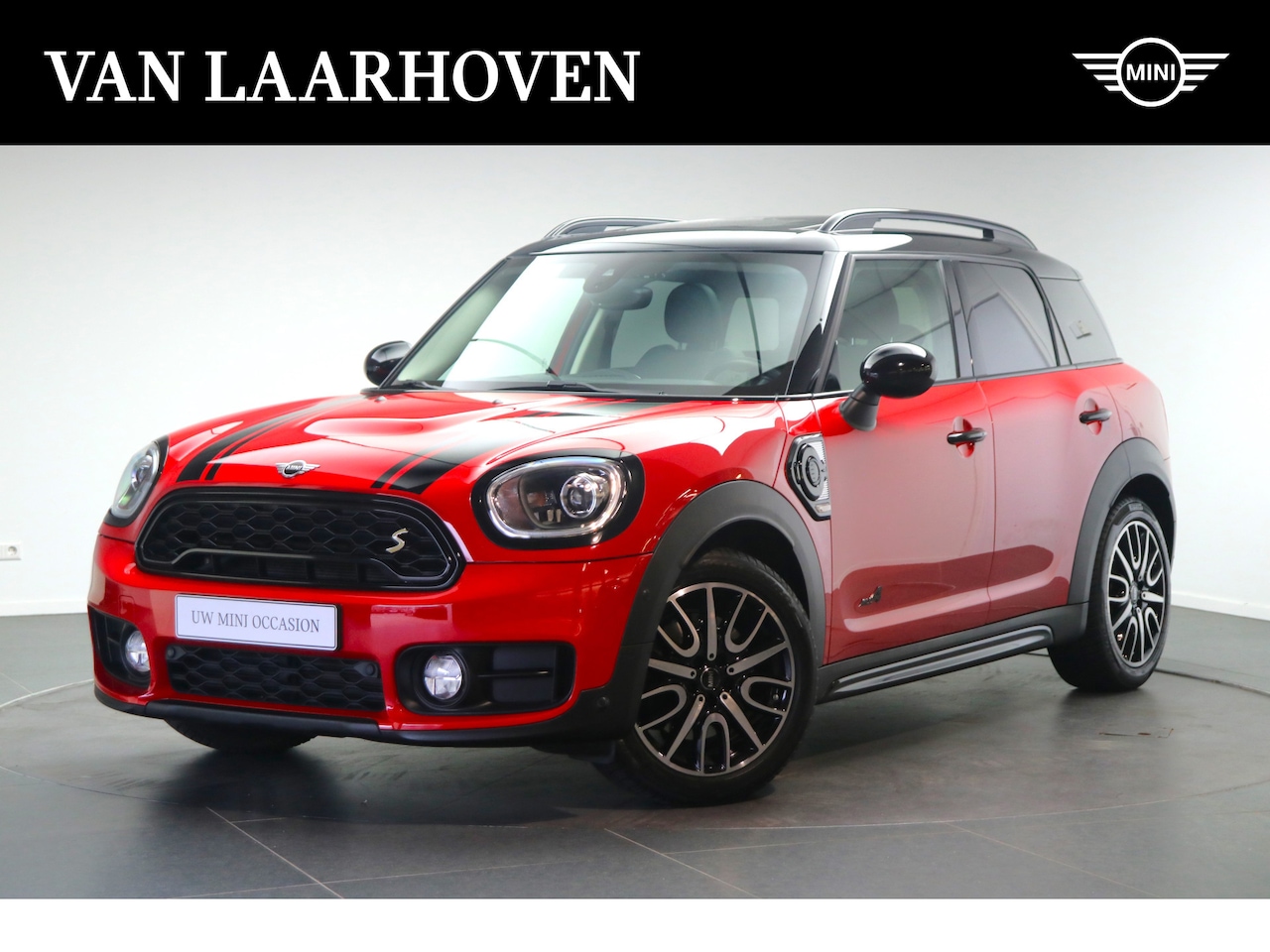 MINI Countryman - Cooper SE ALL4 Automaat / Panoramadak / Achteruitrijcamera / 	Active Cruise Control / Comf - AutoWereld.nl