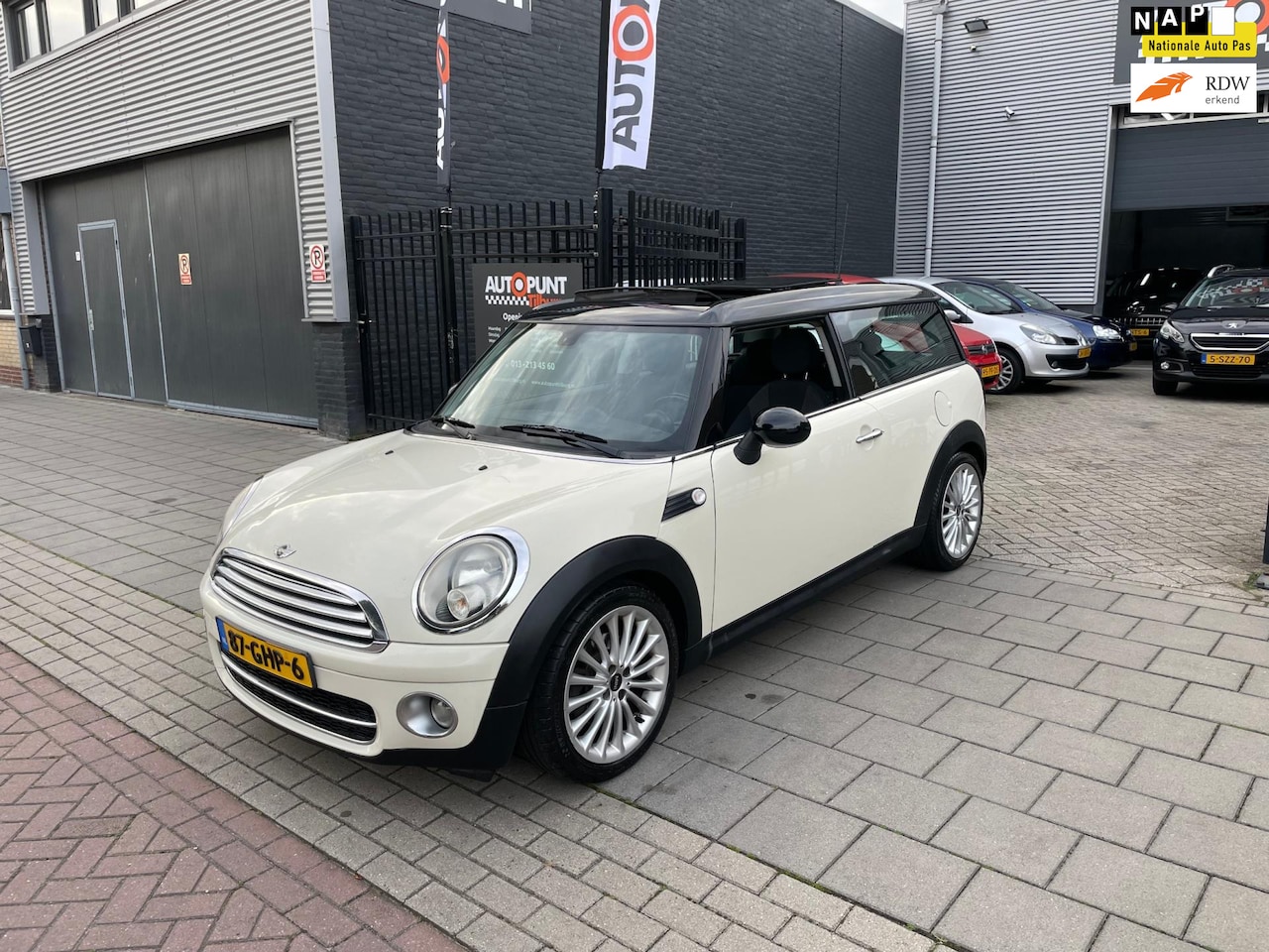 MINI Clubman - Mini 1.6 Cooper D Pepper Pano Airco PDC NAP APK - AutoWereld.nl