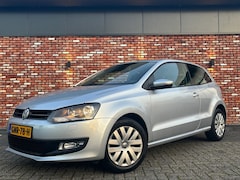 Volkswagen Polo - 1.2 Team Uitv Cruise Stoelverw Clima Zeer Netjes