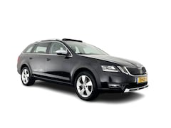 Skoda Octavia Combi - 2.0 TDI SCOUT 4x4 Aut.#bijgeluid versnellingsbak#*PANO | FULL-LED | LEATHER-ALCANTARA | NA