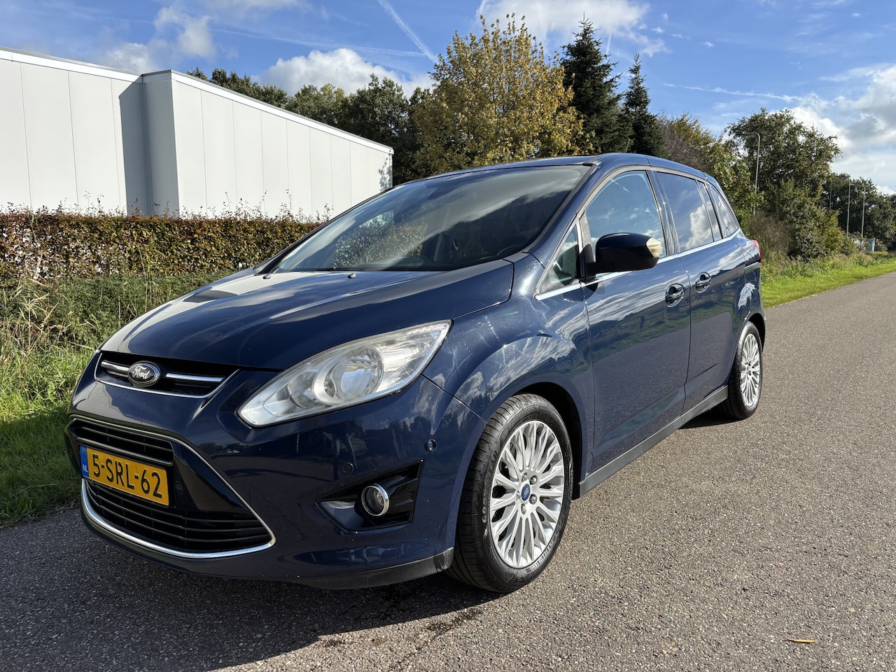 Ford Grand C-Max - 1.0 Titanium / AIRCO / NAVI / 7 PERSOONS - AutoWereld.nl