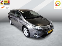 Toyota Avensis Wagon - 1.8 VVTi Business