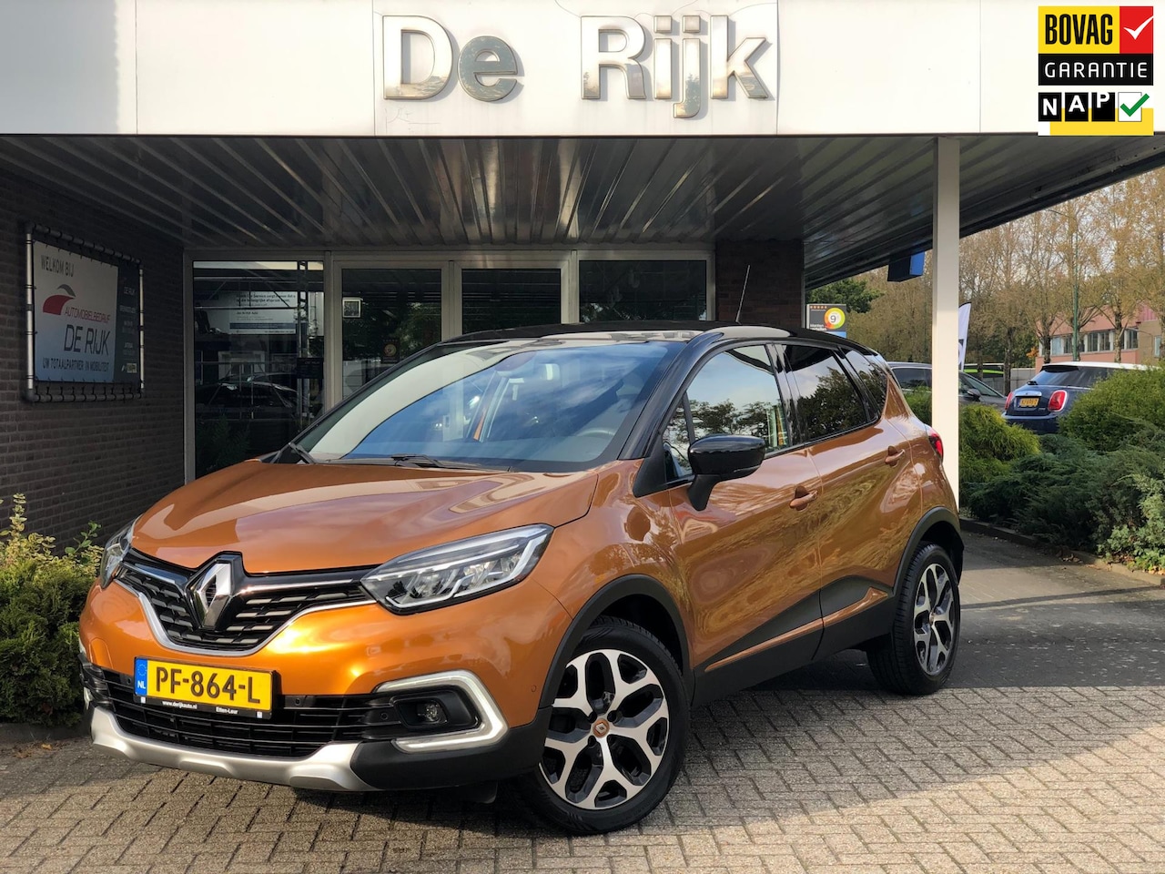 Renault Captur - 0.9 TCe Intens | Pano, Nwe Model, Navi, Camera, Keyless, Park Assist, LED, 17'' LMV, Two-t - AutoWereld.nl