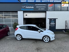 Ford Fiesta - 1.6 Sport-ST Line-Dealer onderhouden met Airco en een nieuwe APK