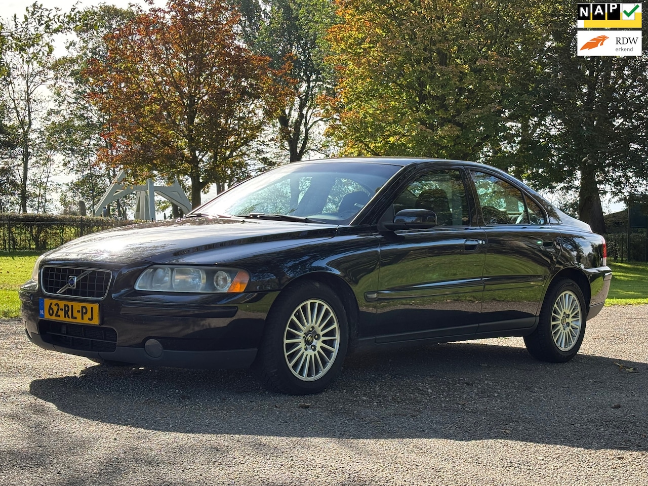 Volvo S60 - 2.4 Edition Chrono |Automaat + Cruise control| - AutoWereld.nl