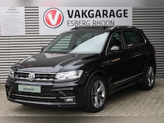 Volkswagen Tiguan - 1.5 TSI DSG 2X R-Line DSG, PANO, TREKHAAK