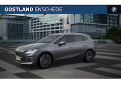 BMW 2-serie Active Tourer - 220i High Executive Luxury Line Automaat / Panoramadak / Trekhaak / Sportstoelen / Adaptie