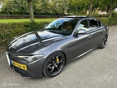 Alfa Romeo Giulia - 2.2 Super Panorama xenon leder 19 inch