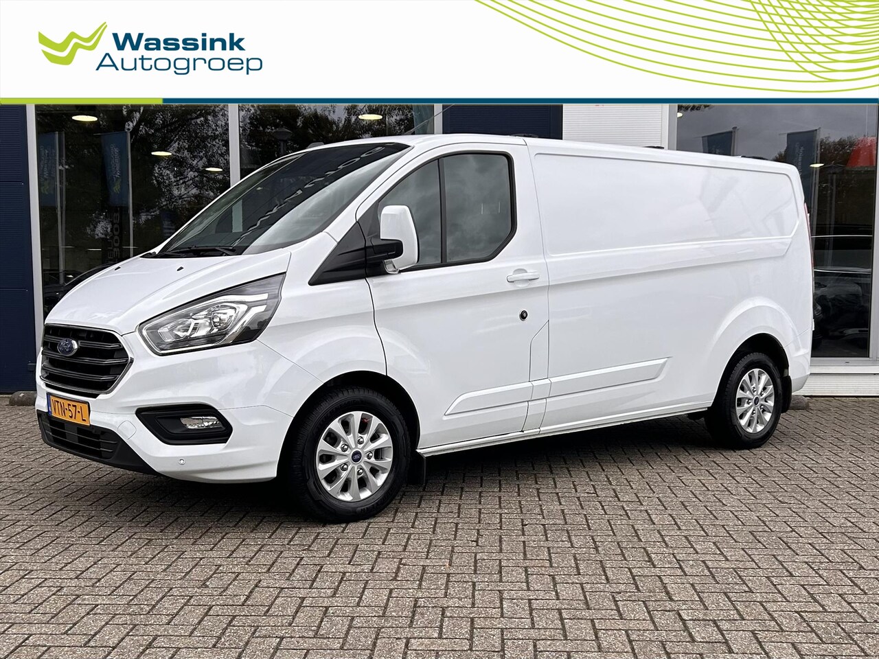 Ford Transit Custom - GB 2.0 TDCi 130PK 300 L2H1 Limited | Word Verwacht | Navigatie | Trekhaak | - AutoWereld.nl