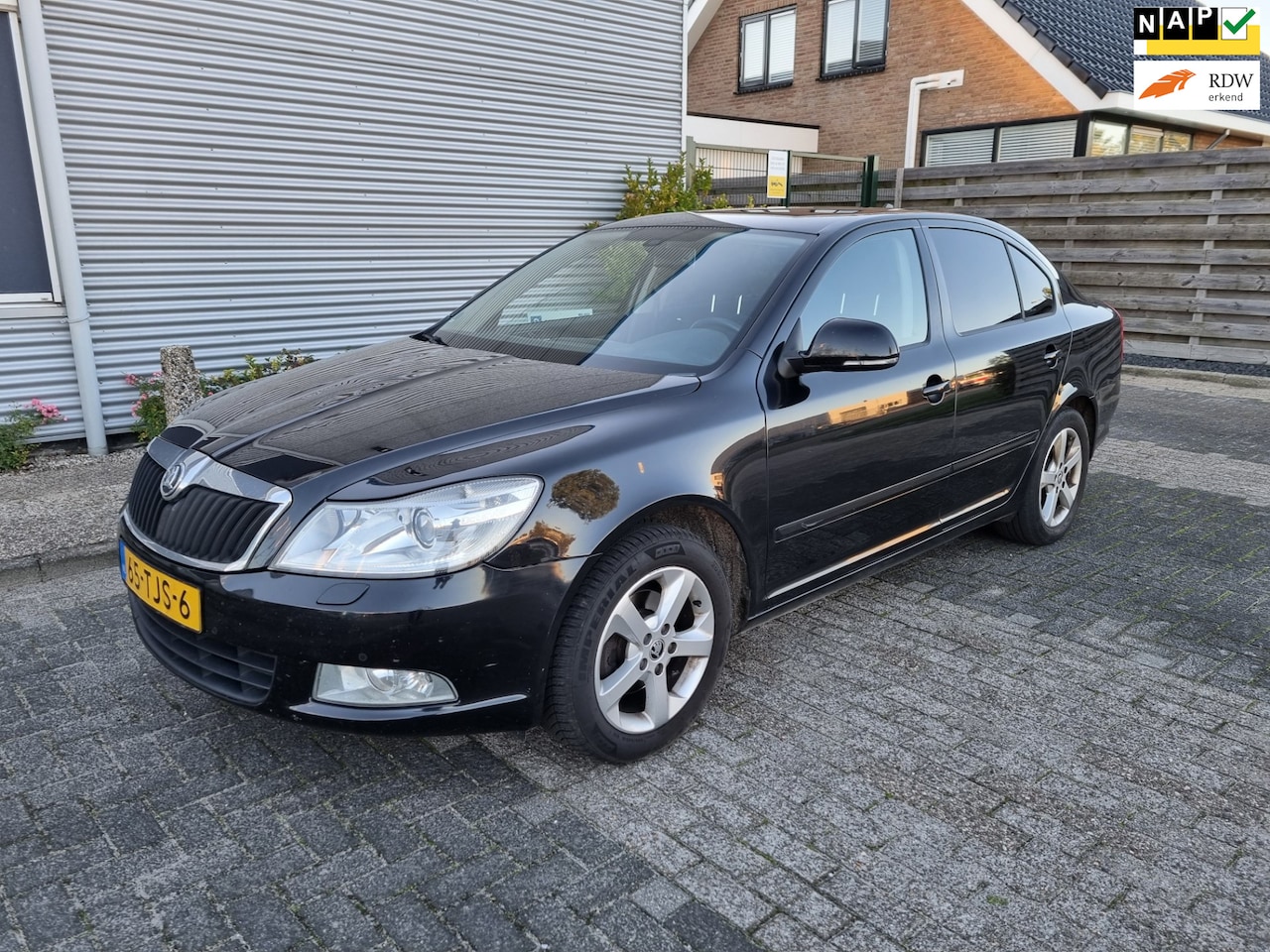 Skoda Octavia - 1.4 TSI Greentech Elegance Clima! Navi! Bj:2012 NAP! - AutoWereld.nl