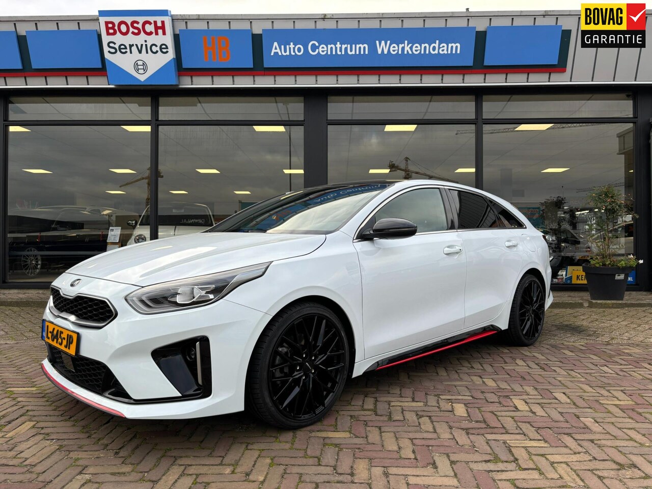 Kia Pro cee'd - 1.5 T-GDI GT-Line, Camera, PDC, Virtual cockpit, 19Inch - AutoWereld.nl