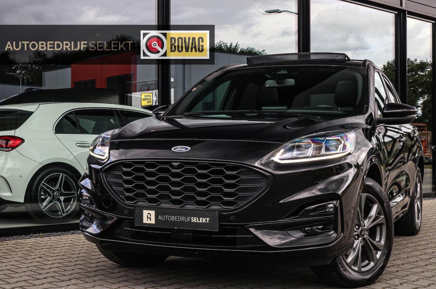 Ford Kuga - 2.5 PHEV ST-Line - PANO - HEADUP - CAMERA - AutoWereld.nl