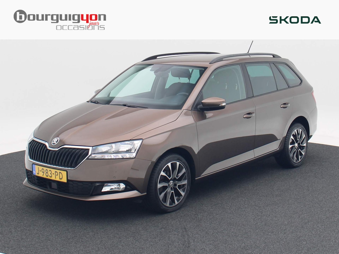 Skoda Fabia Combi - 1.0 TSi Business Edition | ECC | Camera | Cruise | 16 Inch | AppConnect | 40.464 Km!! - AutoWereld.nl