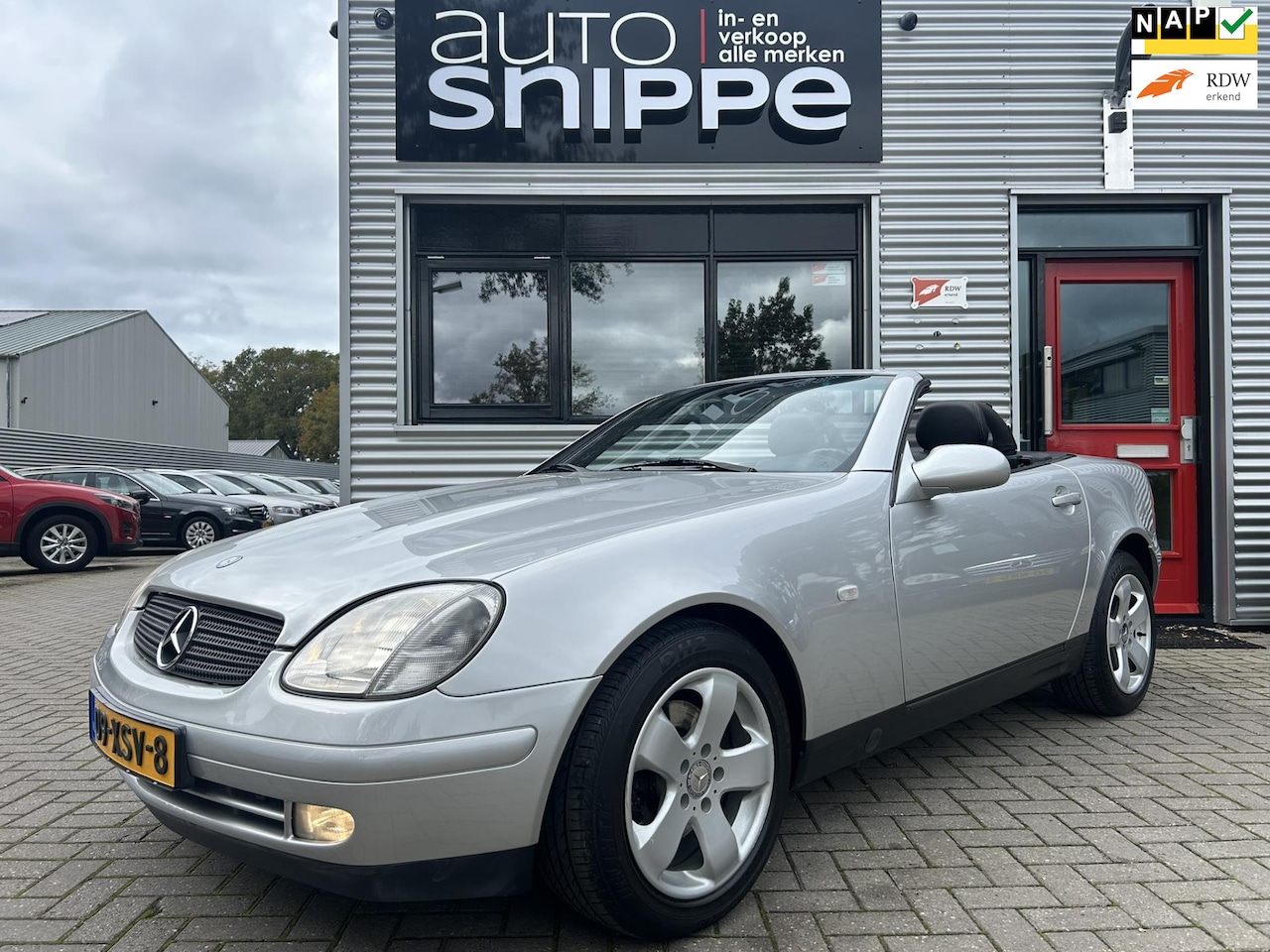 Mercedes-Benz SLK-klasse - 230 Kompessor -193 PK!-AUTOMAAT-AIRCO-CRUISECONTROL-LEDEREN BEKLEDING-STOELVERWARMING-RADI - AutoWereld.nl