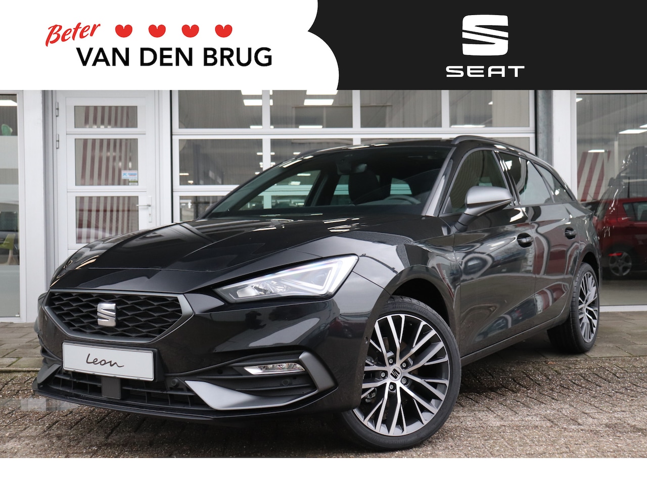 Seat Leon Sportstourer - 1.5 eTSI FR Business Intense DSG | Panoramisch dak | Elektrisch bedienbare stoel | Stoel + - AutoWereld.nl