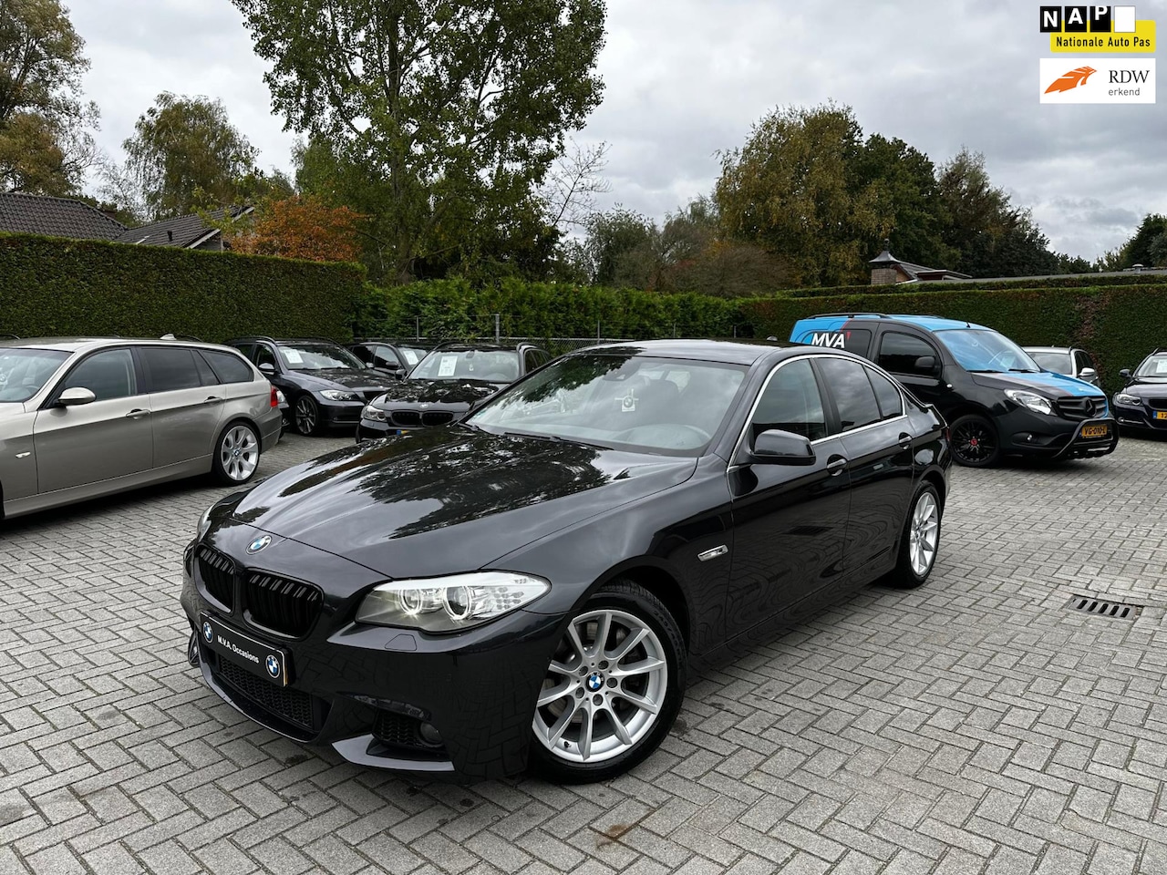 BMW 5-serie - 530i M Sport|Head Up|Round View Camera|Groot Navi|Cruise control|Climate control|Xenon|Net - AutoWereld.nl