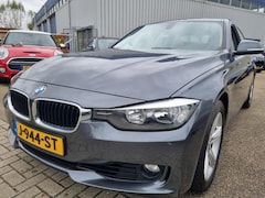 BMW 3-serie - 328i High Executive Leder