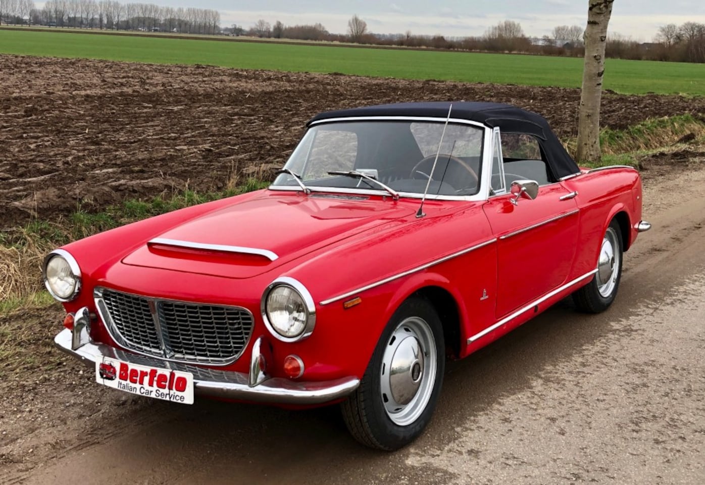 Fiat Spider - 1500S OSCA '62 Cabriolet - AutoWereld.nl