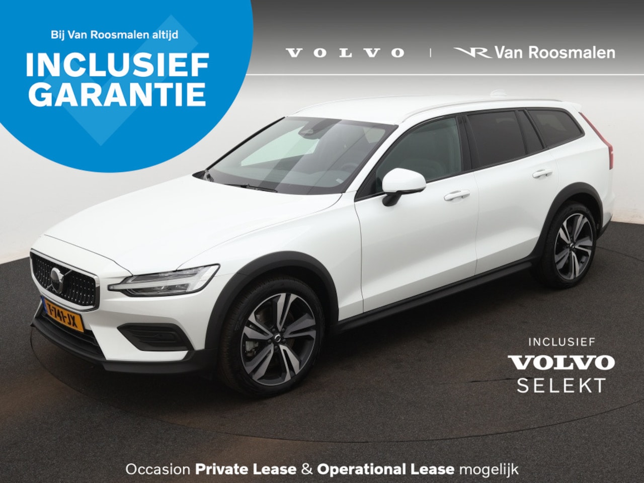 Volvo V60 Cross Country - 2.0 B5 AWD Plus | Donkere ramen | - AutoWereld.nl