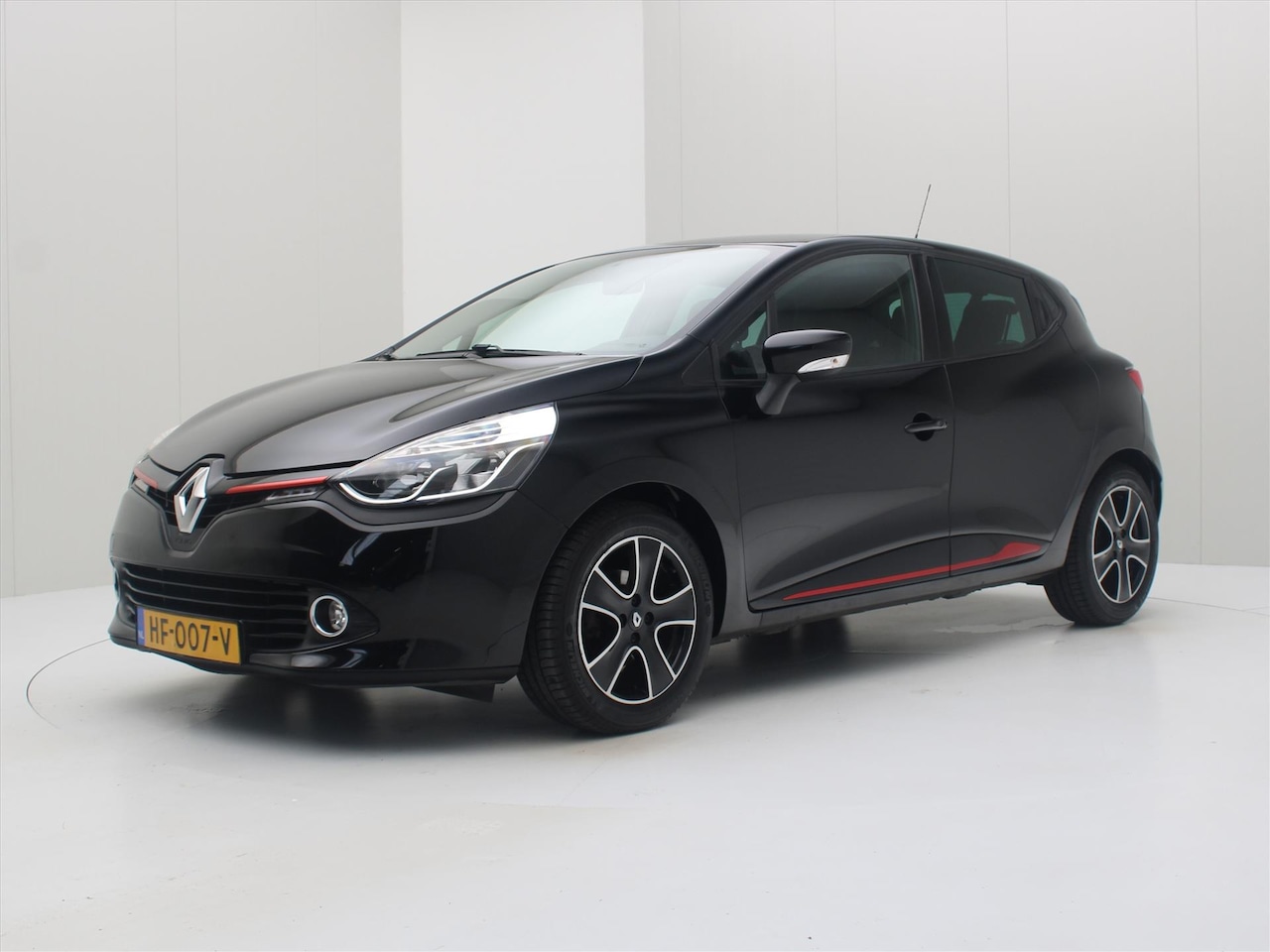 Renault Clio - 0.9 TCE 66KW 5-DRS Expression [ AIRCO+LMV+CRUISE+NAVIGATIE ] - AutoWereld.nl