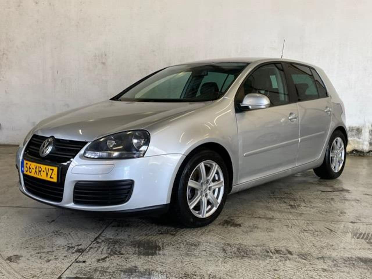 Volkswagen Golf - 2.0 FSI GT Sport Business 2.0 FSI GT Sport Business - AutoWereld.nl