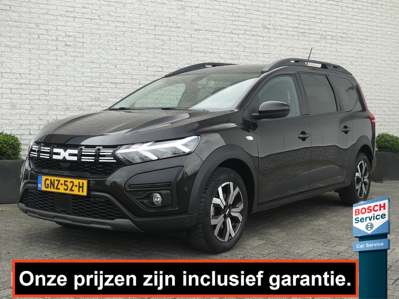 Dacia Jogger - 1.0 TCe 110PK EXPRES. 7 PERSOONS CAMERA/CRUISE/PDC/NAVI*/STOELVERW. - AutoWereld.nl