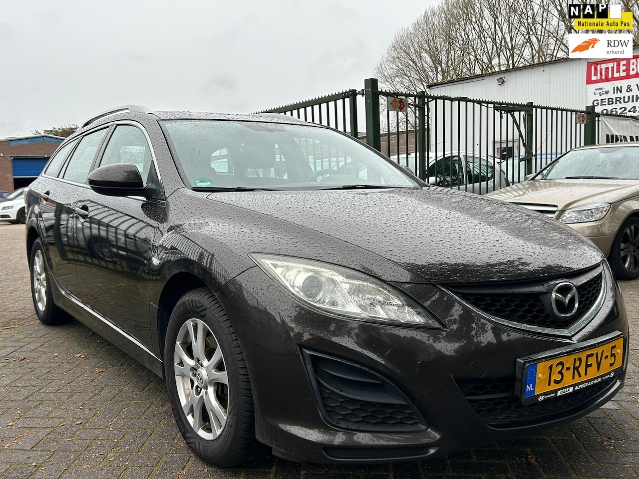 Mazda 6 Sportbreak - 1.8 Business 1e eigenaar airco cruis control navigatie parkeer sensor trekhaak - AutoWereld.nl