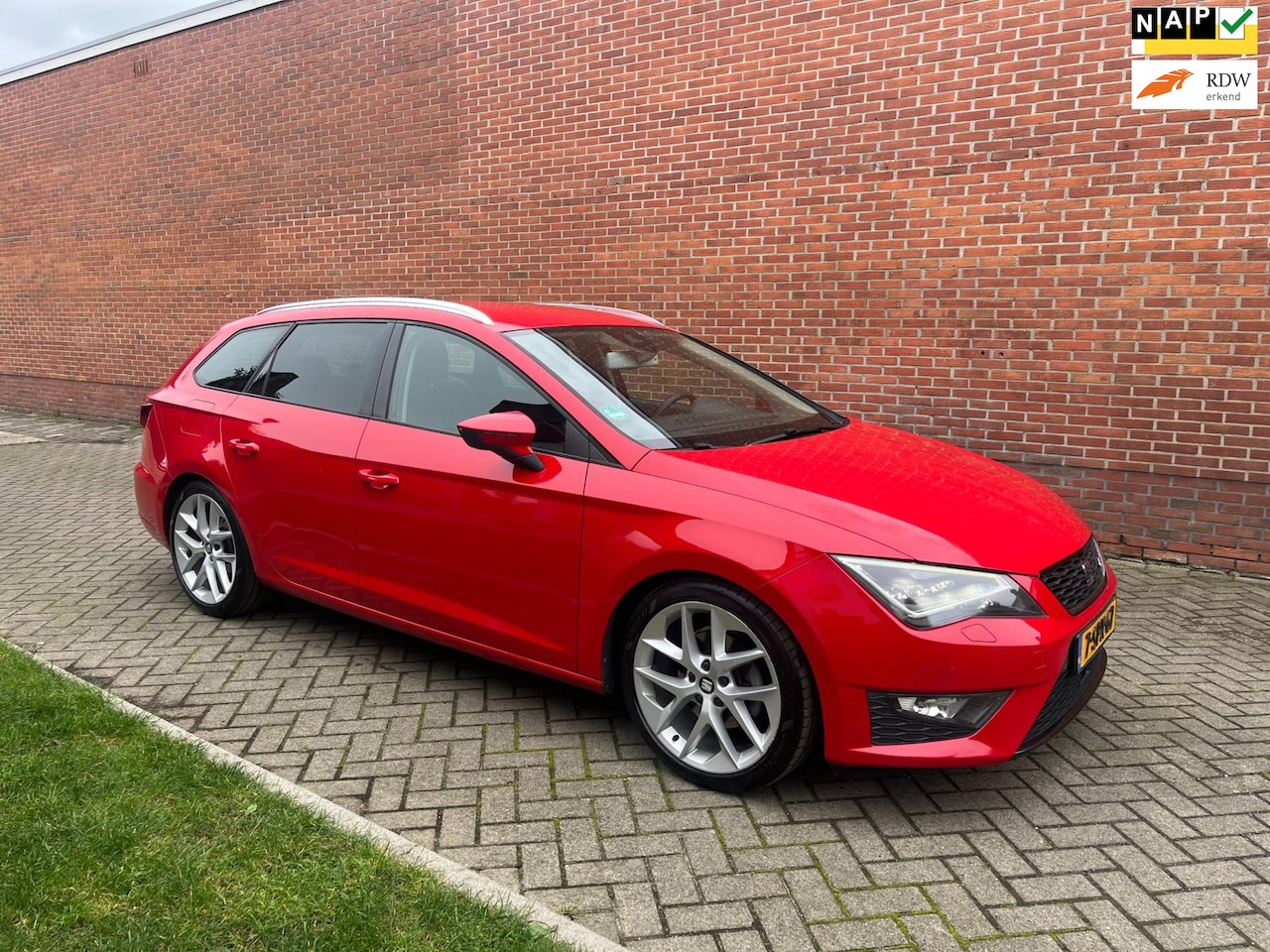 Seat Leon ST - 1.4 TSI FR Business Navi Cruise Stoelverw - AutoWereld.nl