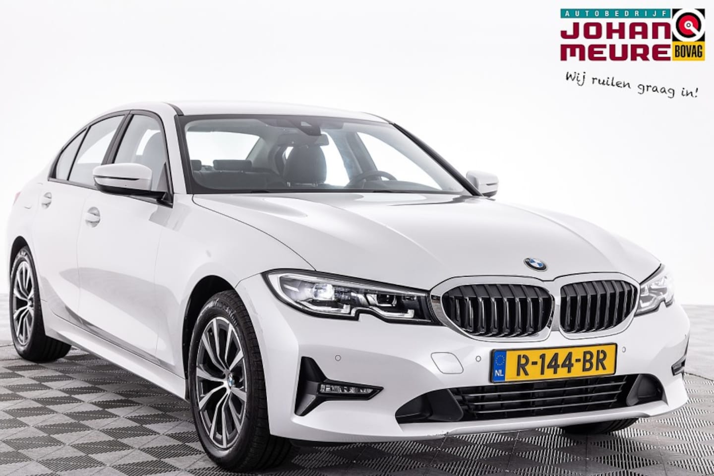 BMW 3-serie - 320 i Business Edition Plus | LEDER | Full LED ✅ 1e Eigenaar . - AutoWereld.nl