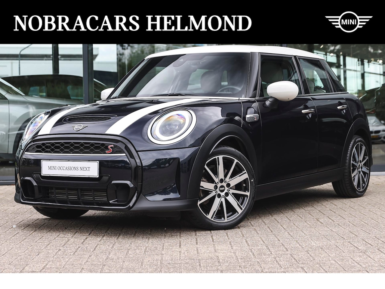 MINI Cooper S - Hatchback Classic Automaat / Achteruitrijcamera / Stoelverwarming / Cruise Control / PDC a - AutoWereld.nl