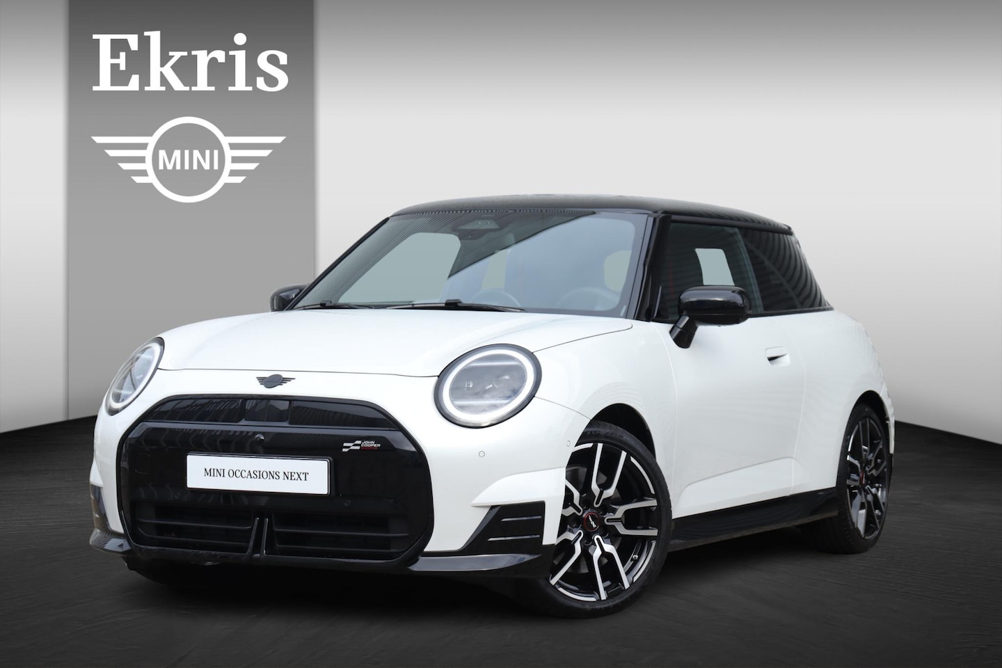 MINI Cooper - 3-deurs E | John Cooper Works + Pakket XL + Panodak + Head-Up + Driving Assistant Plus + H - AutoWereld.nl