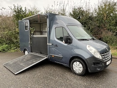 Renault Master - T35 2.3 dCi L4 DL Veewagen / Paardenwagen / TVW HorseTrucks Marge voertuig