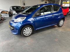 Peugeot 107 - 1.0-12V XR