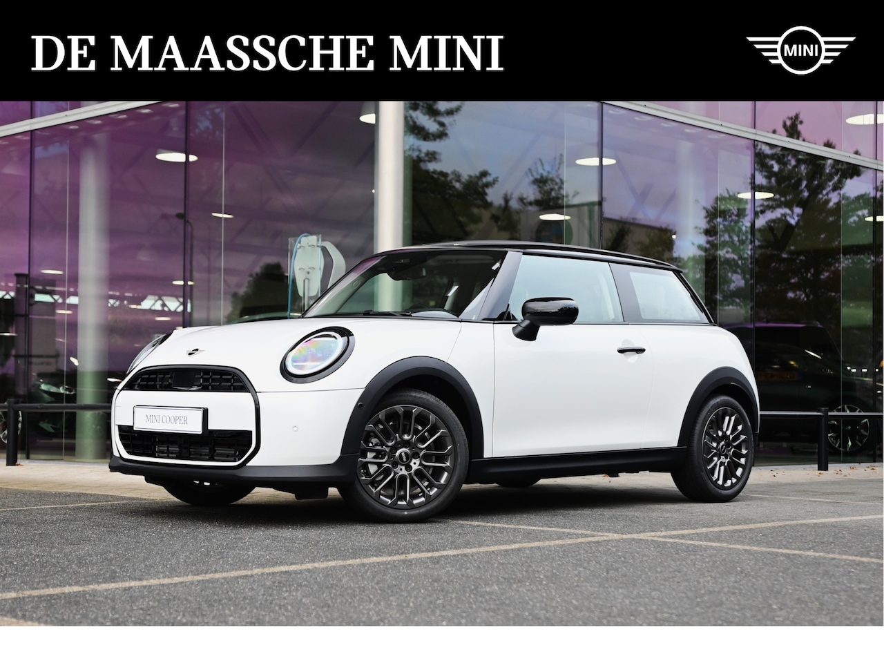 MINI Cooper - Hatchback C Automaat / Classic / Pakket S / 17 inch U-Spoke grey - AutoWereld.nl