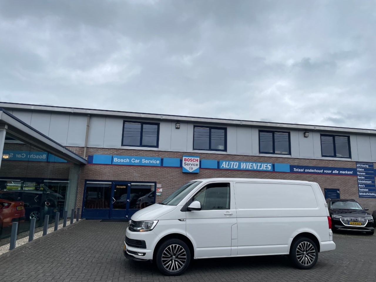 Volkswagen Transporter - 2.0 TDI Dsg 110kw | L1 Highline | Airco - AutoWereld.nl