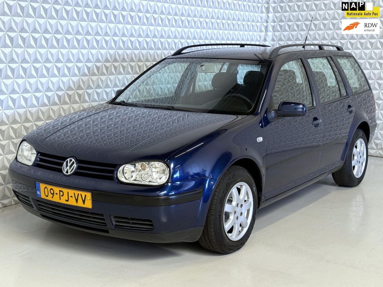 Volkswagen Golf Variant - 1.6-16V Airco Cruise Trekhaak (2004) - AutoWereld.nl