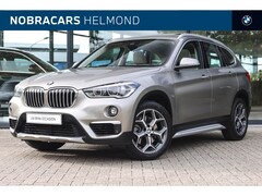 BMW X1 - sDrive20i High Executive xLine Automaat / Panoramadak / Trekhaak / Achteruitrijcamera / Ac