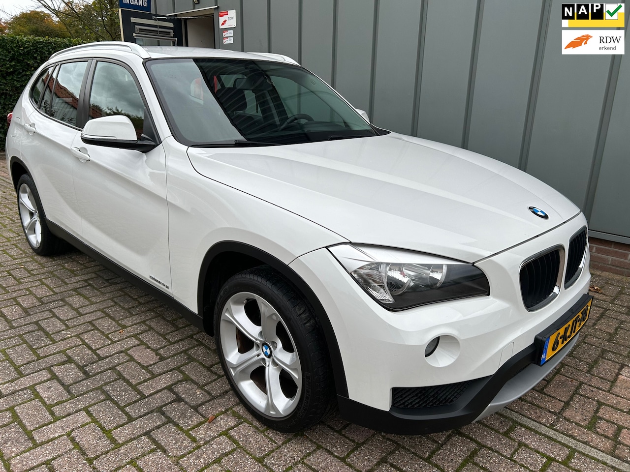 BMW X1 - SDrive20i Business NAP//AIRCO//CRUISE//APK//TREKHAAK - AutoWereld.nl