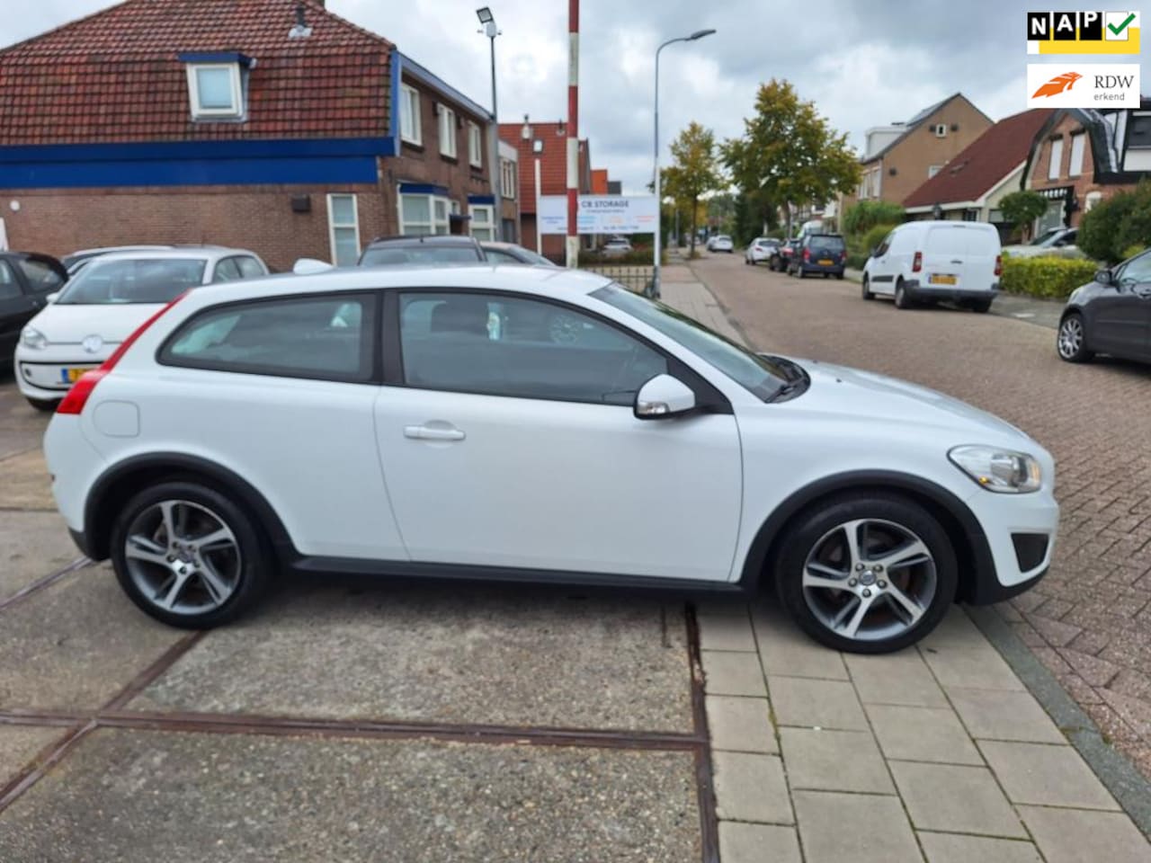 Volvo C30 - 1.6 Advantage Keurige auto slechts 105.731km NAP! - AutoWereld.nl