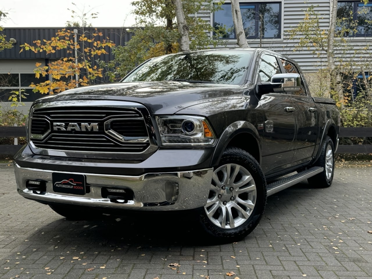 Dodge Ram 1500 - 4X4 LONGHORN 5.7 V8 LPG - AutoWereld.nl