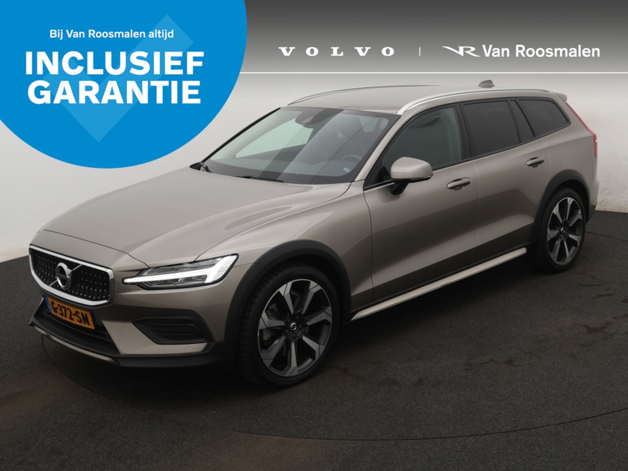 Volvo V60 Cross Country - 2.0 T5 AWD  Pro 2.0 T5 AWD Pro - AutoWereld.nl